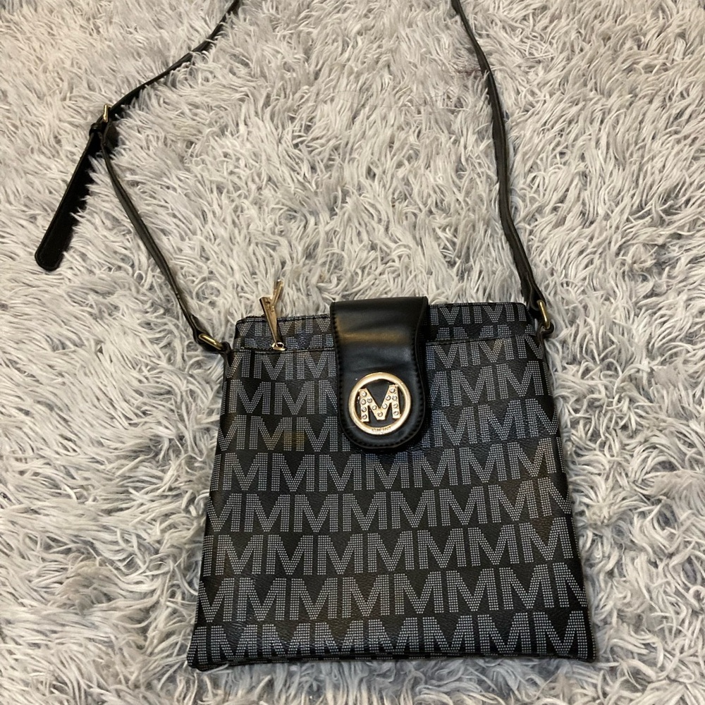 Milano Black and Gray Patterned Crossbody Bag